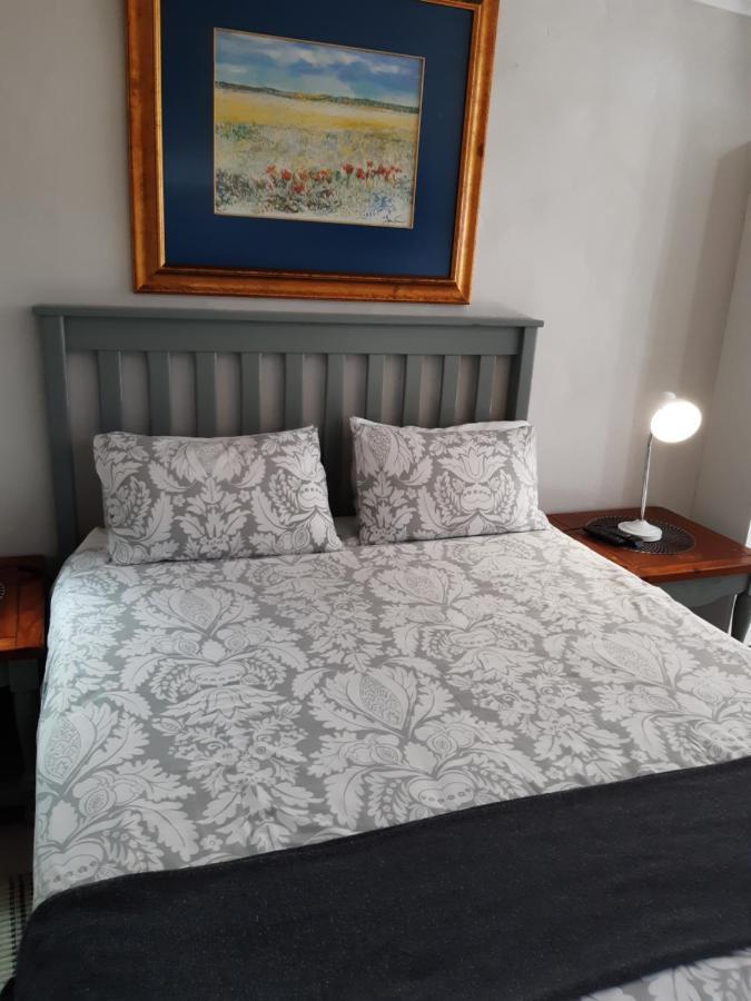 Baylight Accomodation Room 2 Mossel Bay Esterno foto